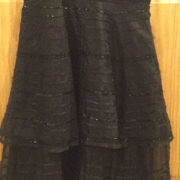 Parker Avril Sleeveless Sequin Stripe Tiered midi - Picture 5 of 11